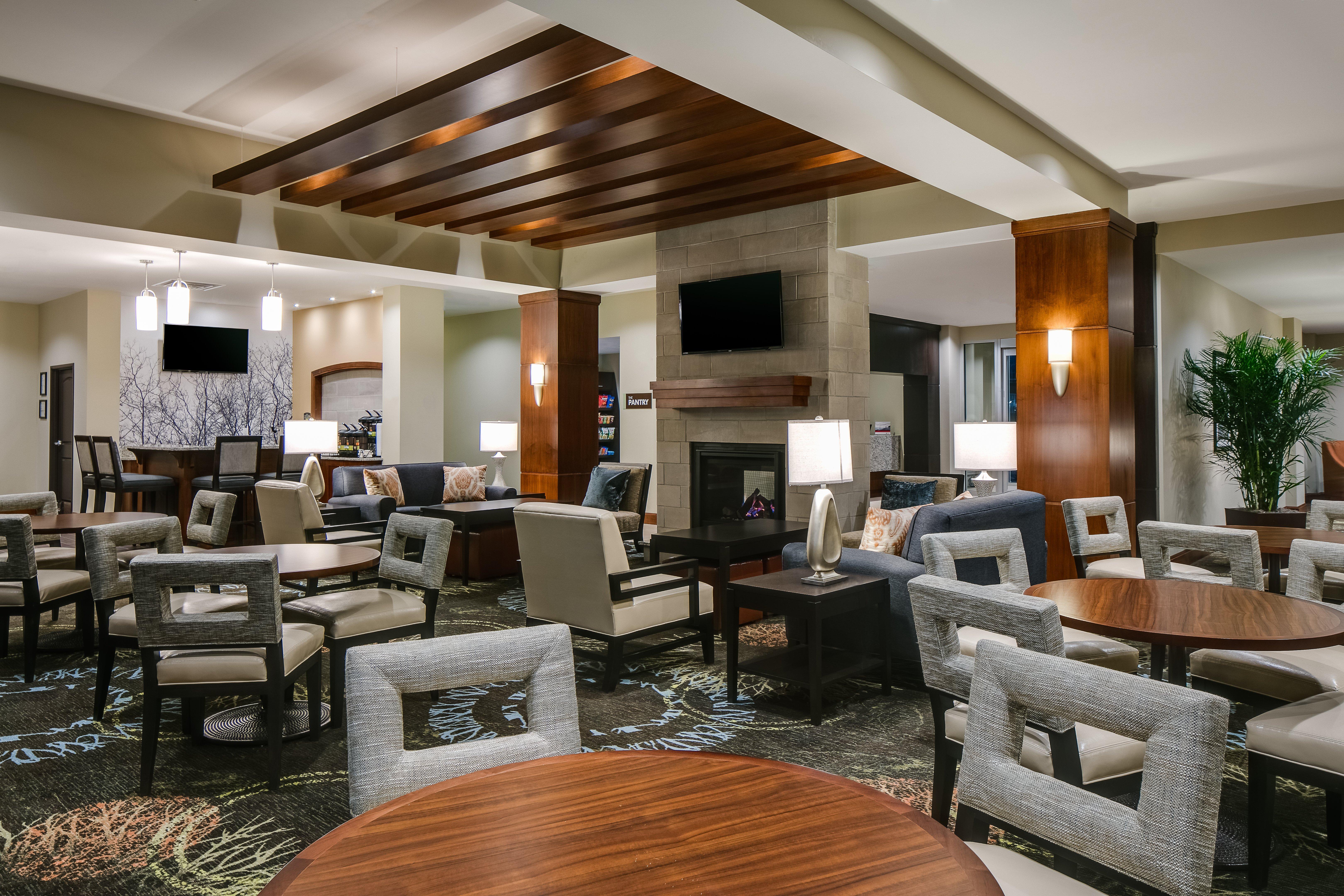 Staybridge Suites Des Moines Downtown By Ihg Exterior foto